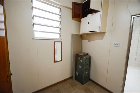 Apartamento à venda com 145m², 3 quartos e 1 vagaQuarto de Serviço