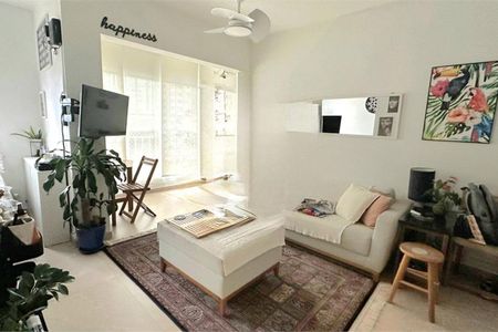 Apartamento à venda com 1 quarto, 30m² em Alto de Pinheiros, São Paulo