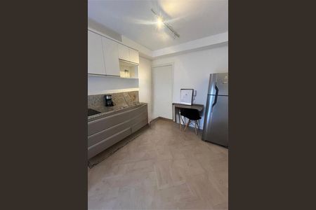 Apartamento à venda com 32m², 1 quarto e sem vaga