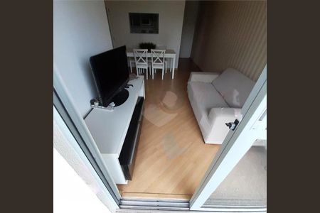 Apartamento à venda com 64m², 3 quartos e 2 vagas