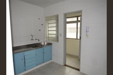 Apartamento à venda com 68m², 2 quartos e 1 vaga
