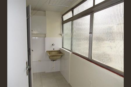 Apartamento à venda com 68m², 2 quartos e 1 vaga