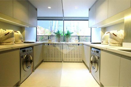 Apartamento à venda com 143m², 3 quartos e 2 vagas