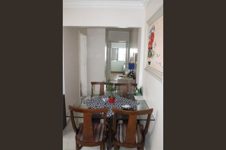 Apartamento à venda com 61m², 2 quartos e 1 vaga