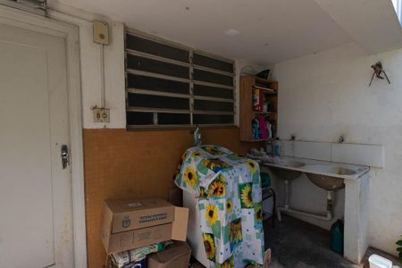 Casa à venda com 350m², 3 quartos e 3 vagasÁrea de Serviço