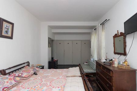 Casa à venda com 350m², 3 quartos e 3 vagasQuarto 2