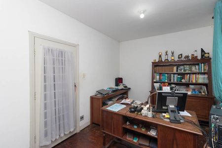 Casa à venda com 350m², 3 quartos e 3 vagasEscritório