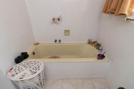 Casa à venda com 350m², 3 quartos e 3 vagasBanheiro Social