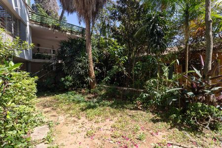 Casa à venda com 350m², 3 quartos e 3 vagasQuintal