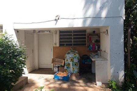 Casa à venda com 350m², 3 quartos e 3 vagasÁrea de Serviço