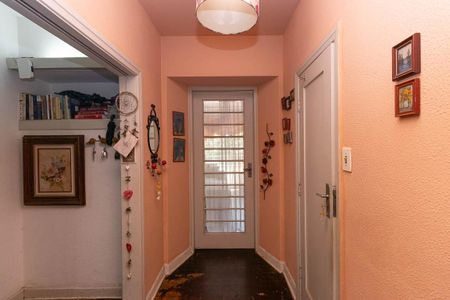 Casa à venda com 350m², 3 quartos e 3 vagasHall de entrada