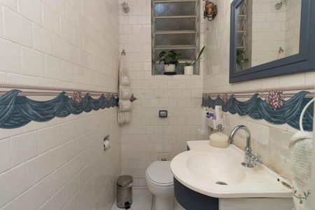 Casa à venda com 350m², 3 quartos e 3 vagasLavabo