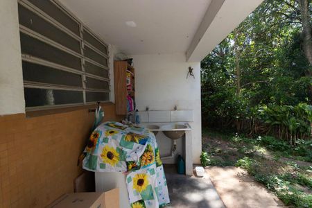 Casa à venda com 350m², 3 quartos e 3 vagasÁrea de Serviço