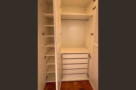 Apartamento à venda com 2 quartos, 135m² em Pinheiros, São Paulo