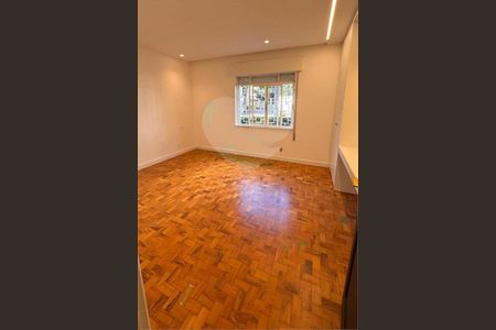 Apartamento à venda com 2 quartos, 135m² em Pinheiros, São Paulo