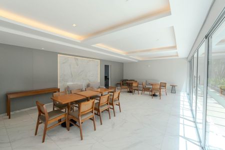 Apartamento à venda com 264m², 4 quartos e 3 vagasÁrea comum - Salão de festas