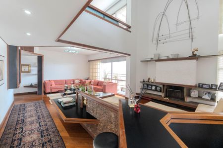 Apartamento à venda com 264m², 4 quartos e 3 vagasSala