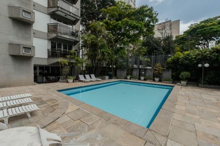 Apartamento à venda com 264m², 4 quartos e 3 vagasÁrea comum - Piscina