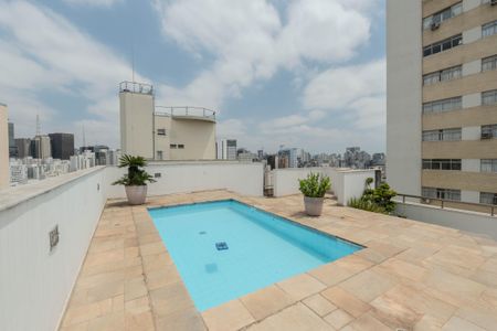 Apartamento à venda com 264m², 4 quartos e 3 vagasÁrea comum - Piscina