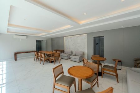 Apartamento à venda com 264m², 4 quartos e 3 vagasÁrea comum - Salão de festas