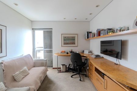 Apartamento à venda com 264m², 4 quartos e 3 vagasQuarto 1