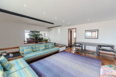 Apartamento à venda com 264m², 4 quartos e 3 vagasSala 2