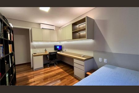 Apartamento à venda com 176m², 4 quartos e 3 vagas