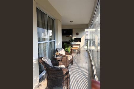 Apartamento à venda com 176m², 4 quartos e 3 vagas