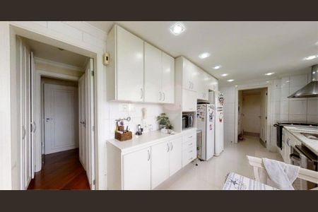 Apartamento à venda com 213m², 3 quartos e 3 vagas