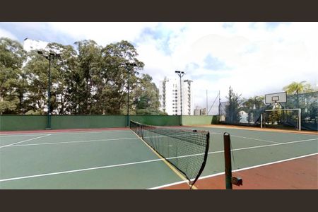 Apartamento à venda com 213m², 3 quartos e 3 vagas