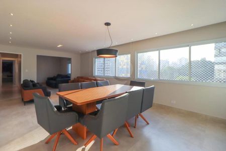 Apartamento à venda com 117m², 3 quartos e 1 vaga