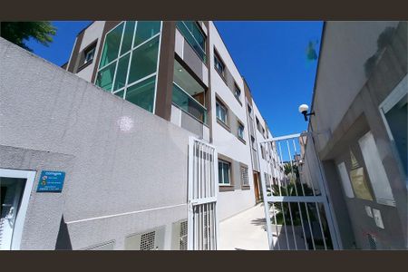 Casa à venda com 48m², 2 quartos e sem vaga