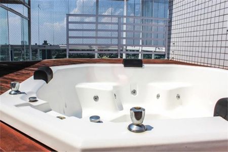 Apartamento à venda com 102m², 4 quartos e 3 vagas