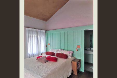 Casa à venda com 198m², 3 quartos e 3 vagas
