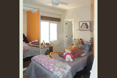 Casa à venda com 198m², 3 quartos e 3 vagas