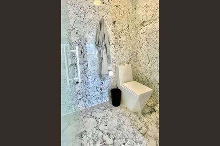 Casa à venda com 730m², 5 quartos e 6 vagas