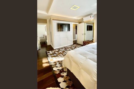 Casa à venda com 730m², 5 quartos e 6 vagas