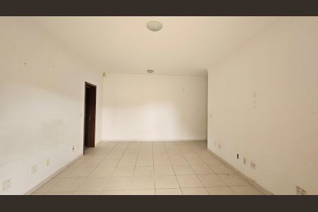 Casa de condomínio à venda com 460m², 4 quartos e 5 vagasSuíte 3