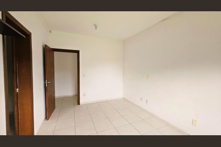 Casa de condomínio à venda com 460m², 4 quartos e 5 vagasSuíte 1