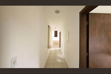 Casa de condomínio à venda com 460m², 4 quartos e 5 vagasCorredor