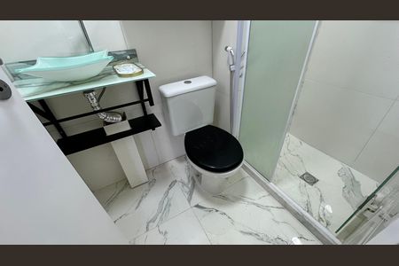 Apartamento à venda com 47m², 2 quartos e sem vagaBanheiro