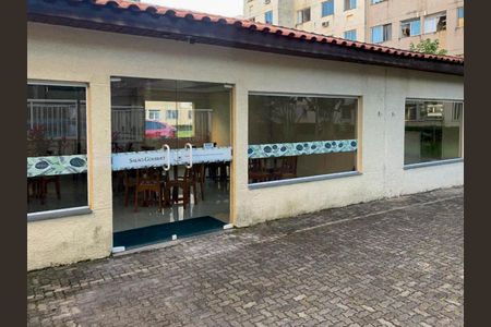 Apartamento à venda com 47m², 2 quartos e sem vagaÁrea comum - Salão de festas