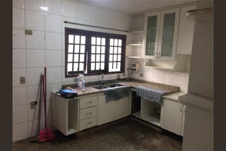 Casa à venda com 4 quartos, 100m² em Cidade Líder, São Paulo