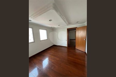 Apartamento à venda com 200m², 3 quartos e 2 vagas