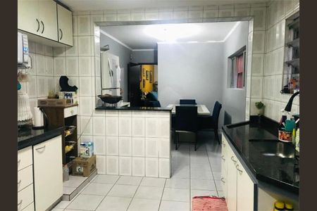 Casa à venda com 136m², 3 quartos e 1 vaga