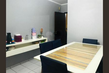 Casa à venda com 136m², 3 quartos e 1 vaga