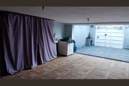 Casa à venda com 252m², 3 quartos e 3 vagas