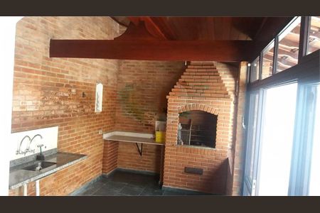 Casa à venda com 206m², 3 quartos e 2 vagas