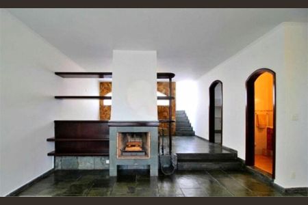 Casa à venda com 206m², 3 quartos e 2 vagas