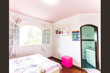 Casa à venda com 410m², 3 quartos e 6 vagas